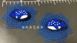 羊毛フェルトブローチ　ジンベエザメ